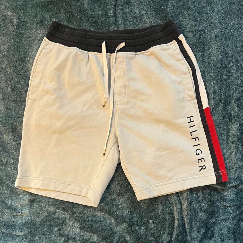 tommy hilifiger pastel blue shorts cotton size small